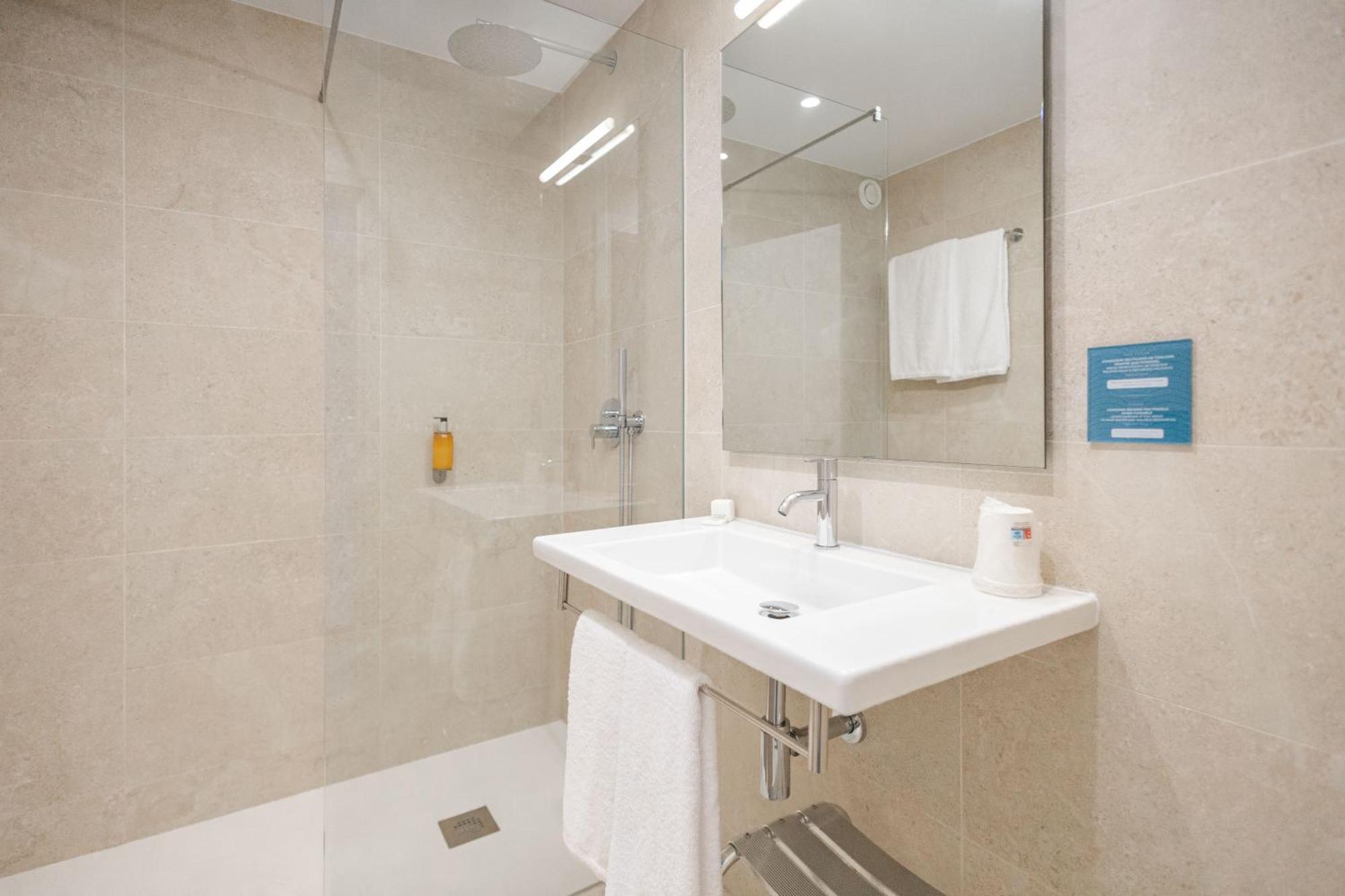 Double or Twin Room Balcony,1613412421:JPEG